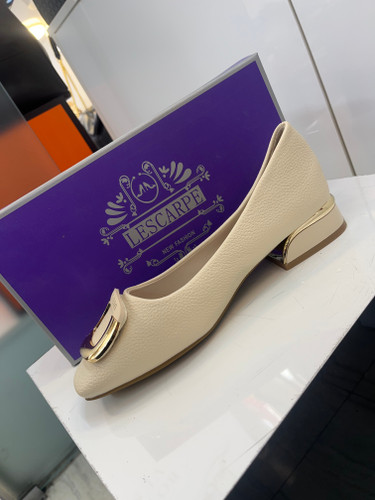 کفش زنانه وارداتی مدل Lescarpe